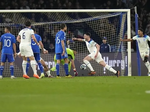 5 điểm nhấn Ý 1-2 Anh: Maguire mất điểm; Giá trị ngôi sao