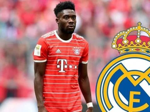 Bayern chốt giá khủng bán Davies