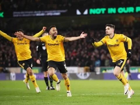 Paul Merson ca ngợi mục tiêu chạy cánh của Arsenal