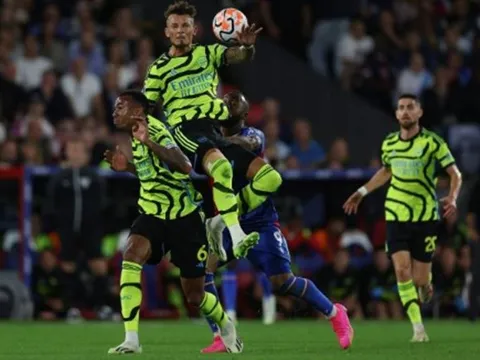 NÓNG! Tiếp tục dự bị, Gabriel chốt tương lai với Arsenal