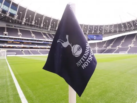 CHÍNH THỨC! Sự cố ập đến, nhân vật quyền lực rời Tottenham sau Conte