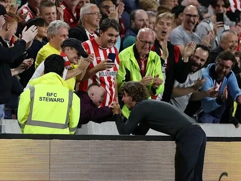'Có tin đồn tôi được Arsenal và M.U để mắt, rất thú vị'