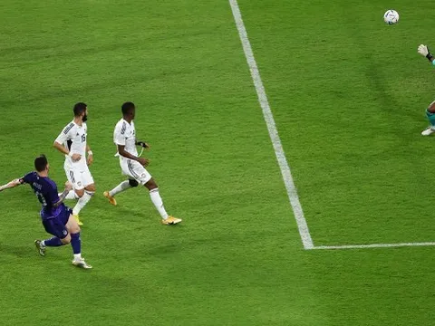 "Cạ cứng" Messi cảnh báo Argentina