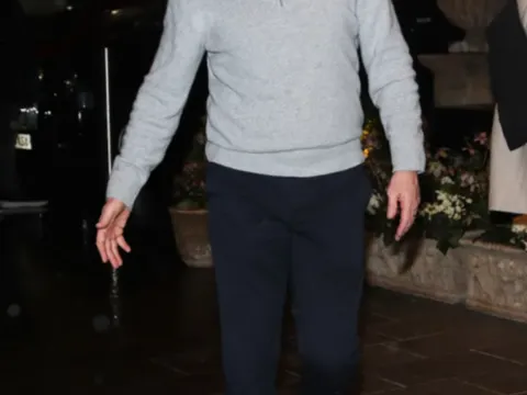 Jurgen Klopp nổi đóa với phóng viên