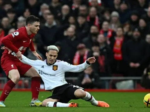 Man Utd đã 'cạn pin' như thế nào trước Liverpool?