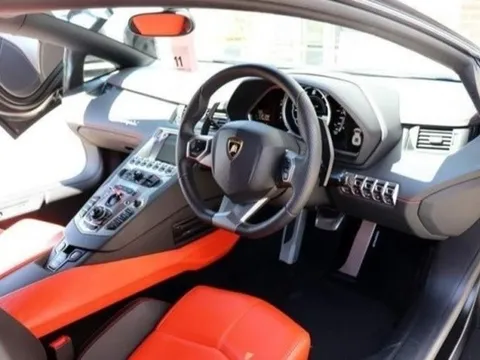 Casemiro thoát thẻ đỏ, Graeme Souness lên tiếng