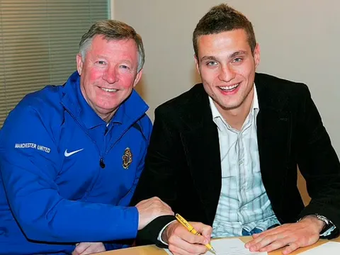 Nemanja Vidic từng ở rất gần với Liverpool