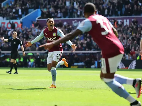 Thua dễ Villa, Tottenham ngày càng xa rời cúp châu Âu