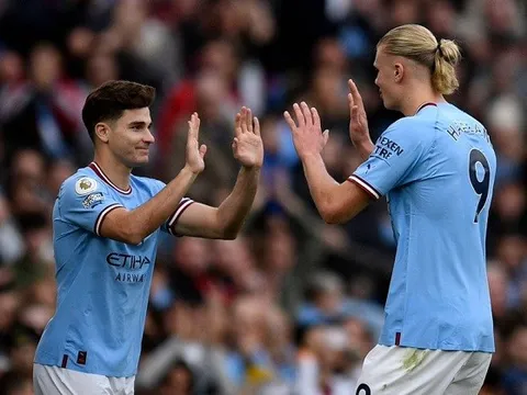 Song sát đáng sợ của Man City