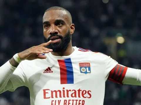 6 cầu thủ rời Arsenal năm 2022 thể hiện ra sao?