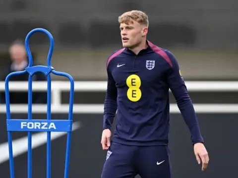 6 mục tiêu chuyển nhượng hàng đầu cho vị trí trung vệ của Man United