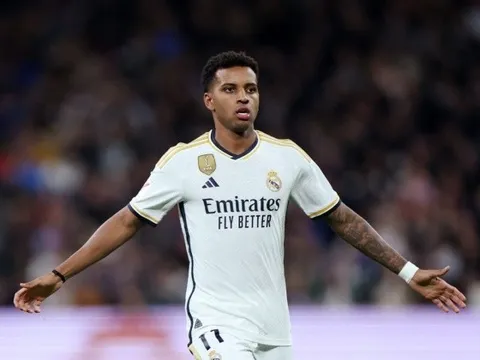 Rõ khả năng Real bán Rodrygo khi có Mbappe