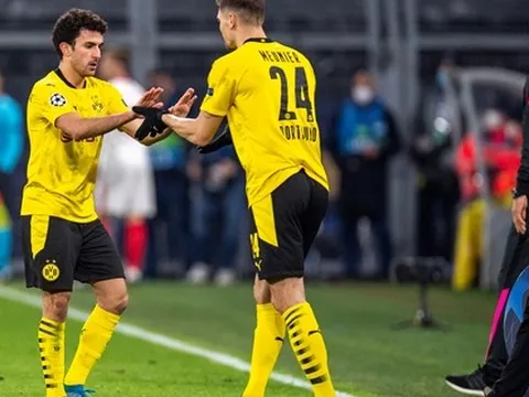 Borussia Dortmund muốn bổ sung thêm hậu vệ cánh vào tháng 1