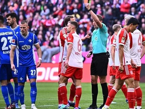 Huyền thoại Bayern chỉ trích Kimmich sau chiếc thẻ đỏ ngớ ngẩn