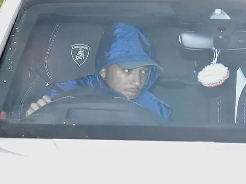 Jadon Sancho lần đầu tái xuất tại Carrington