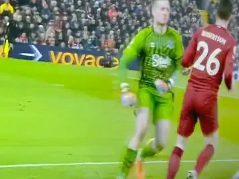 Barca đi vào lịch sử