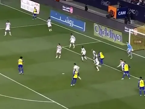 Arteta giải thích cho quyết định chiến thuật táo bạo trước Tottenham