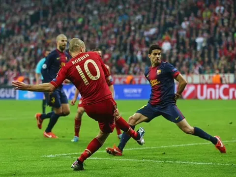 Bom tấn của M.U được so sánh với Arjen Robben