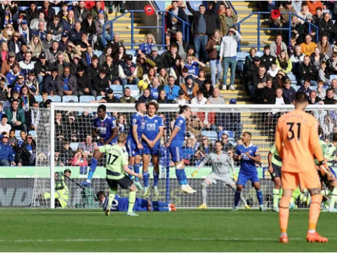 CHÍNH THỨC! Sao mai được Liverpool tưởng thưởng