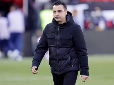 Xavi: "Chúng tôi đã chơi hai hiệp khác nhau"