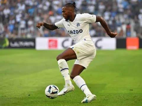 7 ngôi sao giúp Arsenal gây quỹ nổ 'bom tấn' trên TTCN