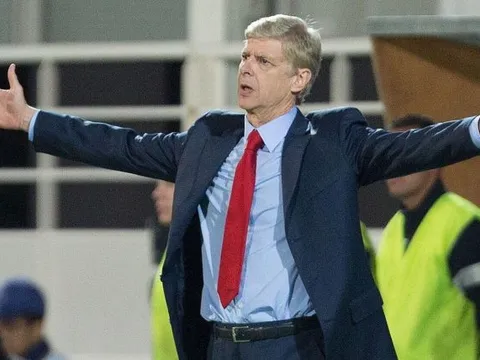 7 thương vụ đáng quên nhất của Arsene Wenger