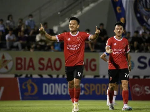 Bùng nổ dữ dội, Long An hạ gục Bà Rịa Vũng Tàu ngay trên sân khách