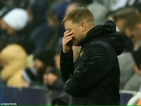 Thua Dortmund, Eddie Howe thừa nhận Newcastle chỉ là tay mơ tại Champions League