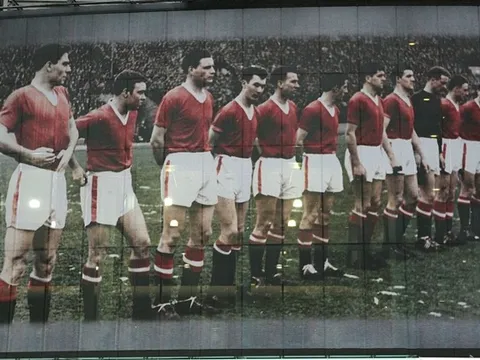 Chế giễu Manchester United, cổ động viên Newcastle nhận cái kết đắng