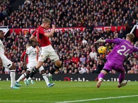Rasmus Hojlund tạo ra nghịch lý không ngờ tại Man Utd