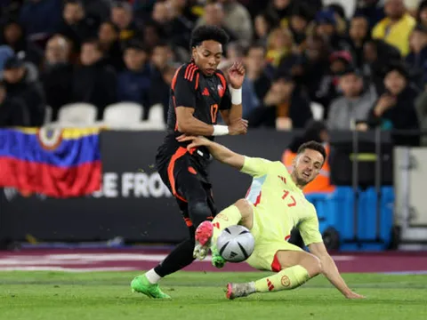 Bailey xuất thần, Aston Villa đánh bại Man City đầy ngoạn mục