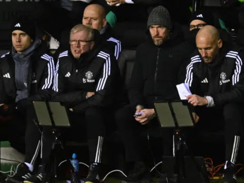 Ten Hag nói gì khi đội bóng bỏ lỡ 6 cơ hội ngon ăn?