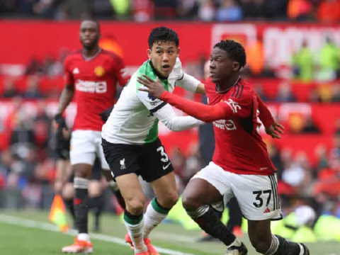 BLV chỉ ra điểm yếu của Mainoo, gây 'vấn đề' cho M.U