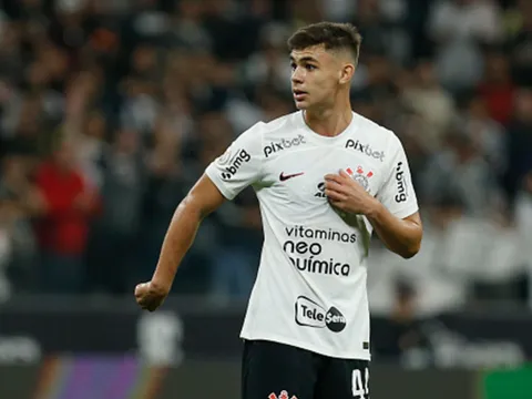 Chelsea trả 26 triệu euro cho thần đồng Brazil