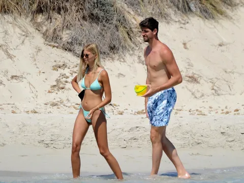 Để Palmer đá tiền đạo, Pochettino nhận quả đắng