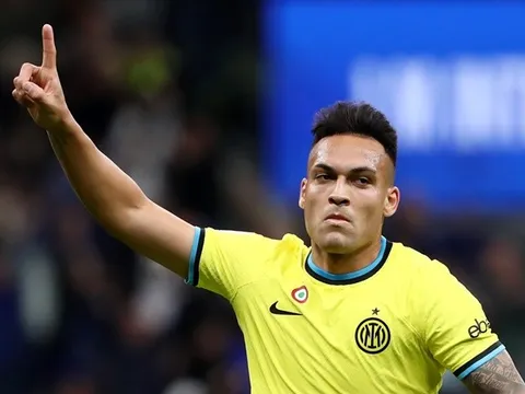 CHÍNH THỨC! Real sở hữu chữ ký của Jude Bellingham