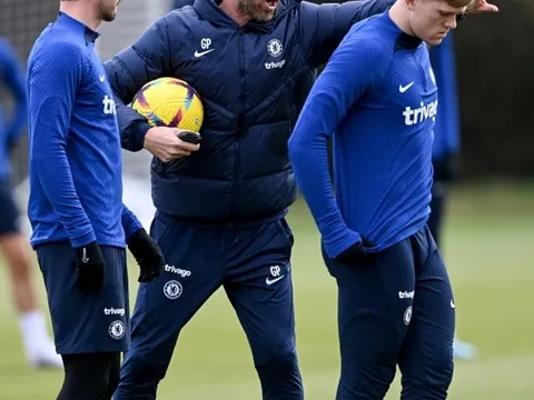 Siêu thị của nhà vợ Messi bị xả súng