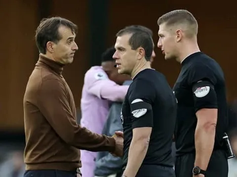 Thua Man Utd, Julen Lopetegui than phiền công tác trọng tài