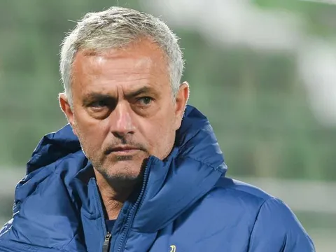 8 lần thu hồi bóng, 'máy quét' Mourinho để lại cho Spurs quá ấn tượng