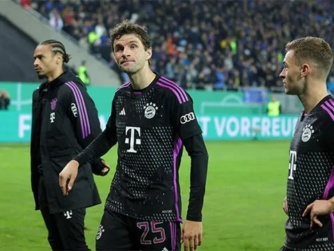 Thomas Muller chỉ trích các đồng đội sau trận thua sốc