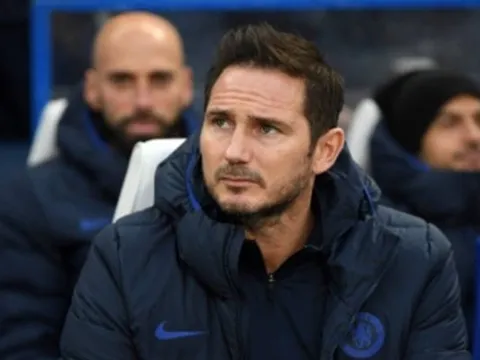 Lampard suy sụp sau bàn thua thứ 2 của Chelsea