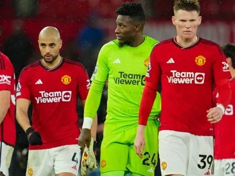 M.U thảm bại, McTominay nói rõ phản ứng của phòng thay đồ với Ten Hag