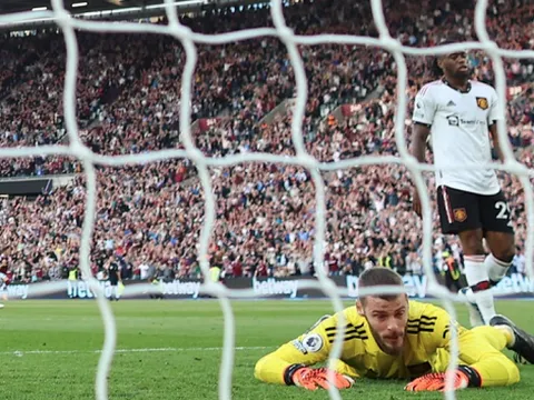 Pep đã gợi ý cho Ten Hag cách xử trí với De Gea