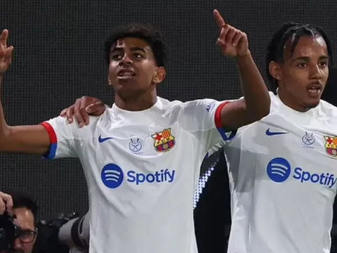 Barca có thể đền bù 25 triệu euro vì hủy hợp đồng