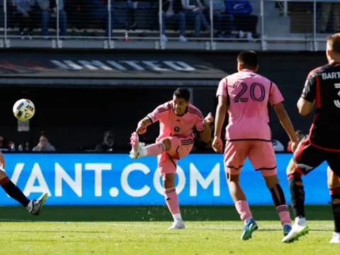 Bàn thắng từ thiện của Luis Suarez