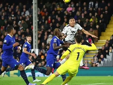 Peter Crouch: "Đó là lỗi nặng của Kepa"