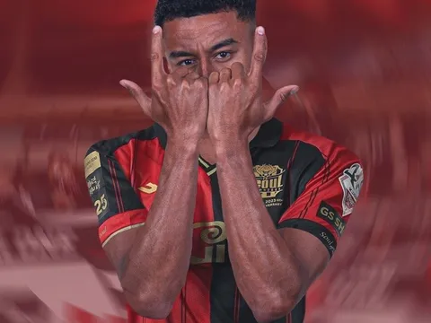 7 cựu sao M.U ít ai nghĩ đang chơi bóng ngoài châu Âu