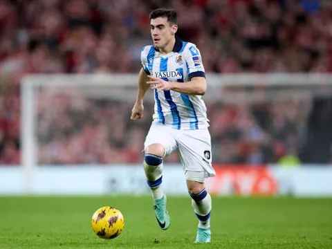Arsenal và Tottenham cạnh tranh tiền đạo tài năng của Sociedad