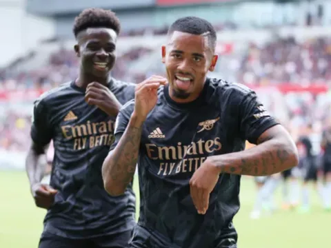 Darren Bent: Arsenal phải bán Jesus và Saka để chiêu mộ Mbappe