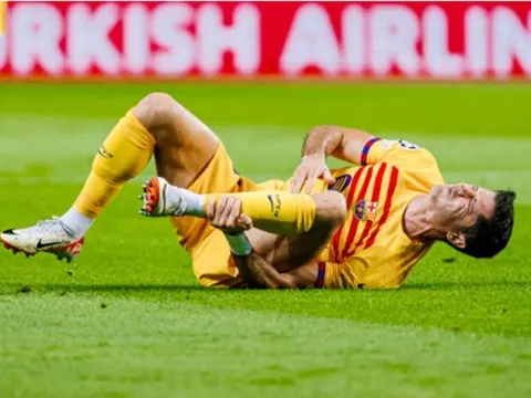 Rõ chấn thương của Lewandowski
